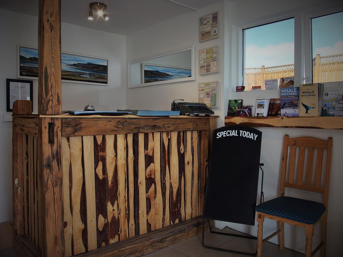 Husavik Hostel Экстерьер фото