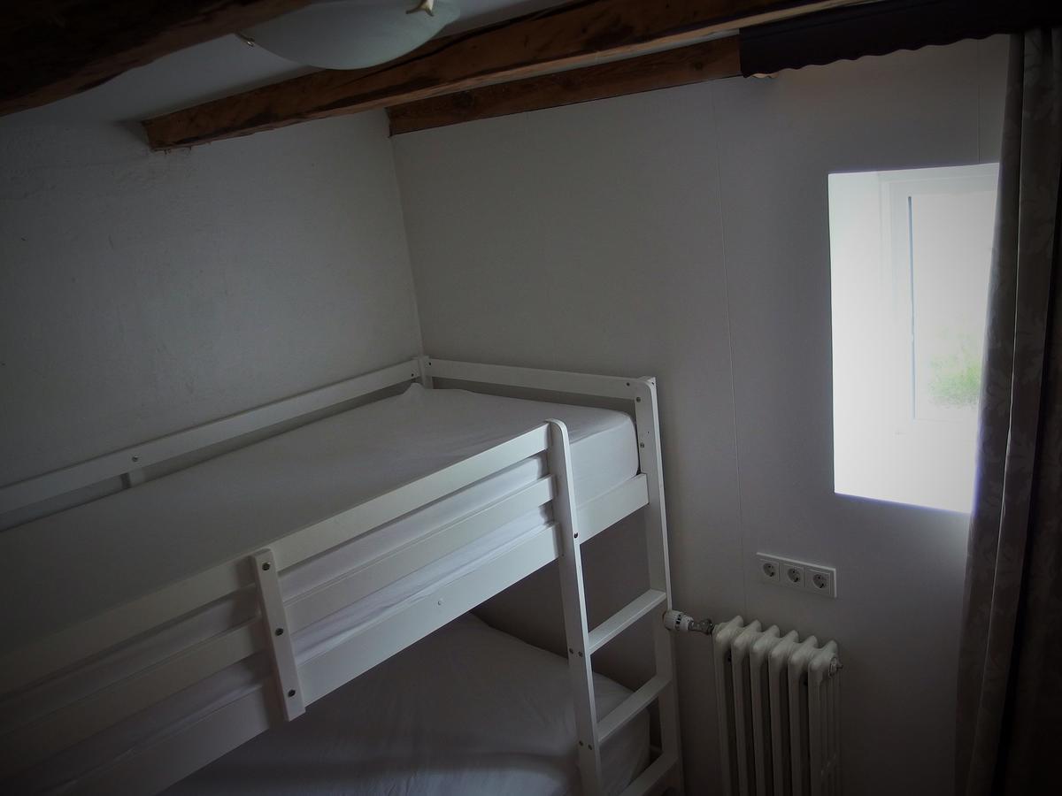 Husavik Hostel Экстерьер фото
